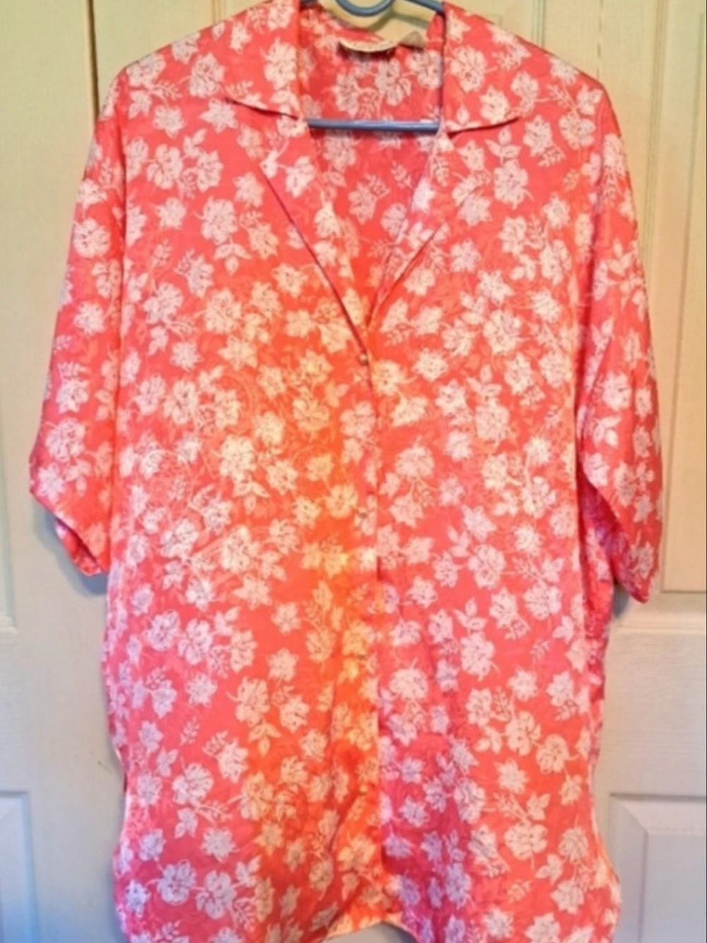 Victoria Secret Gold Label, vintage sleep shirt, large VEC
